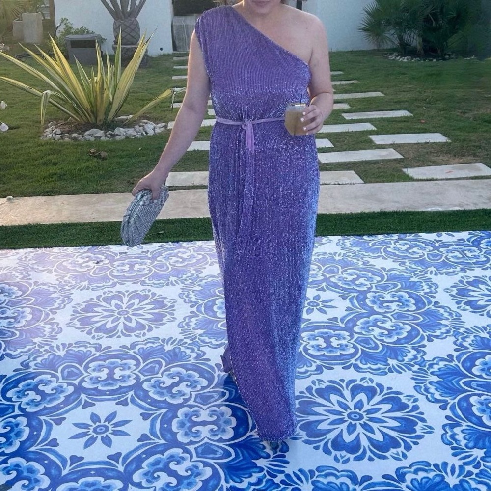 RETROFETE gown